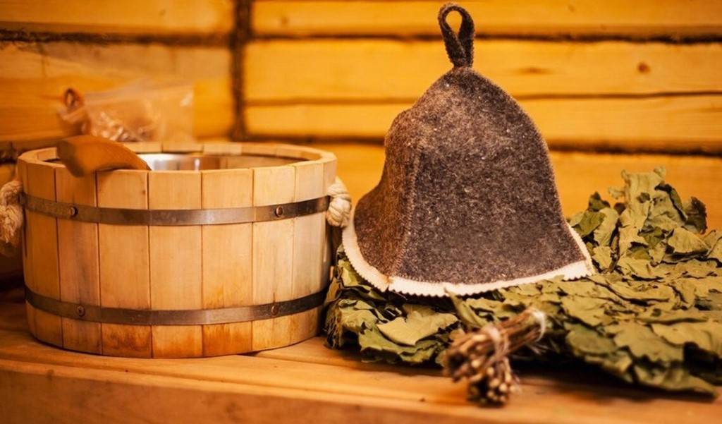 Как выбрать шапку для бани